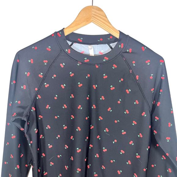 NWT GAP Cherry Print Long Sleeve T Shirt Size Large - Picture 2 of 7